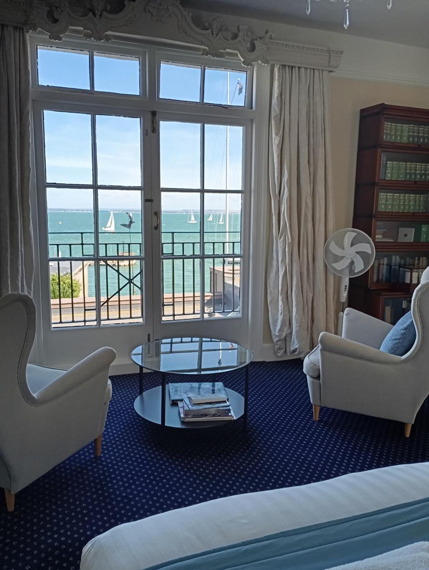 Royal Ocean Racing Club Hotel Cowes  Luaran gambar